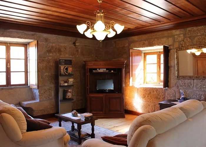 Feriehus Quinta Da Varzea De Cima *