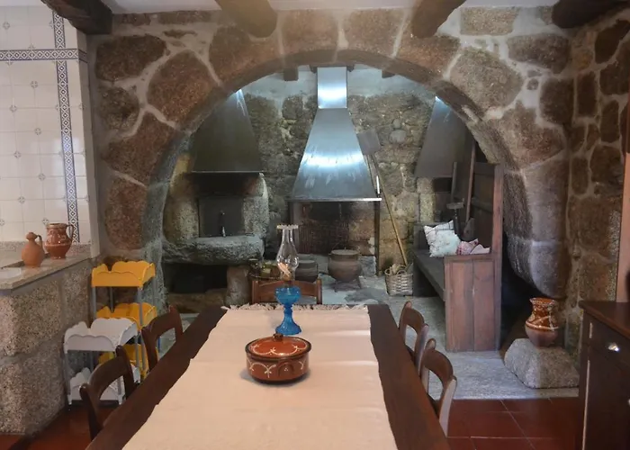 Feriehus Quinta Da Varzea De Cima