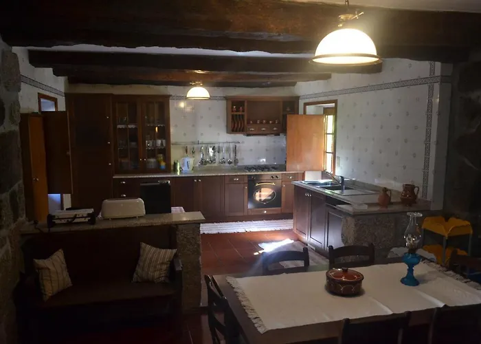 Feriehus Quinta Da Varzea De Cima *